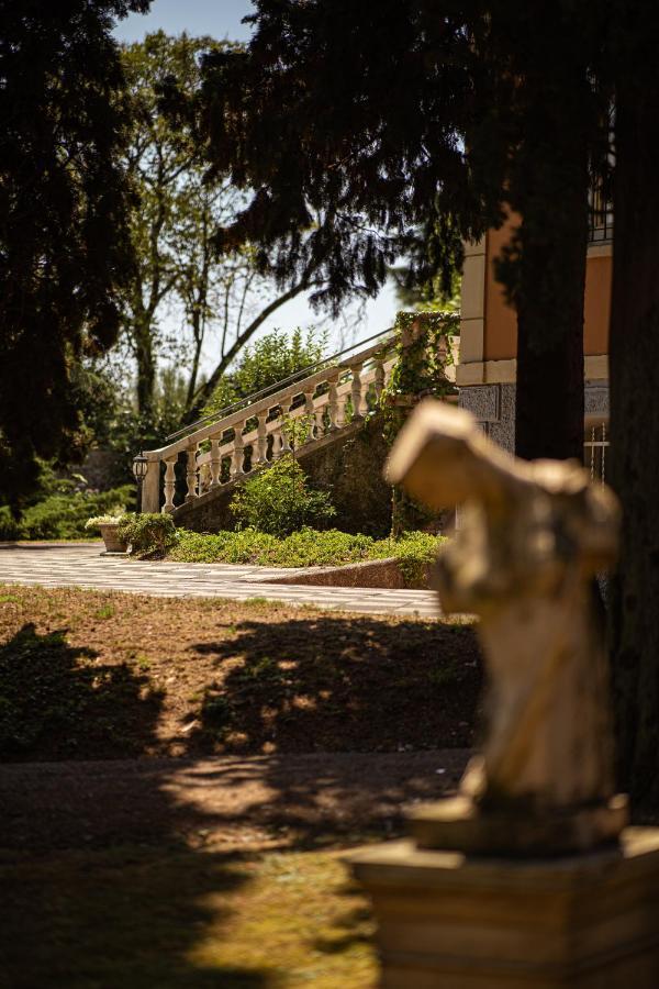 Villa Mimosa Au Lac - Estella Hotels Italia Тосколано-Мадерно Экстерьер фото